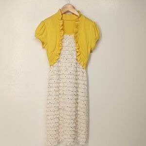 little girls dress Sz 6.(5 years old) yellow raffle soft lightweight dress